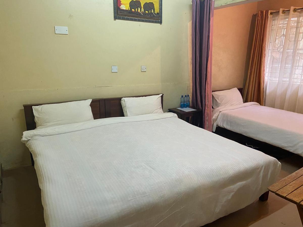Kiamuturi Ranges View Lodge Staycation מראה חיצוני תמונה