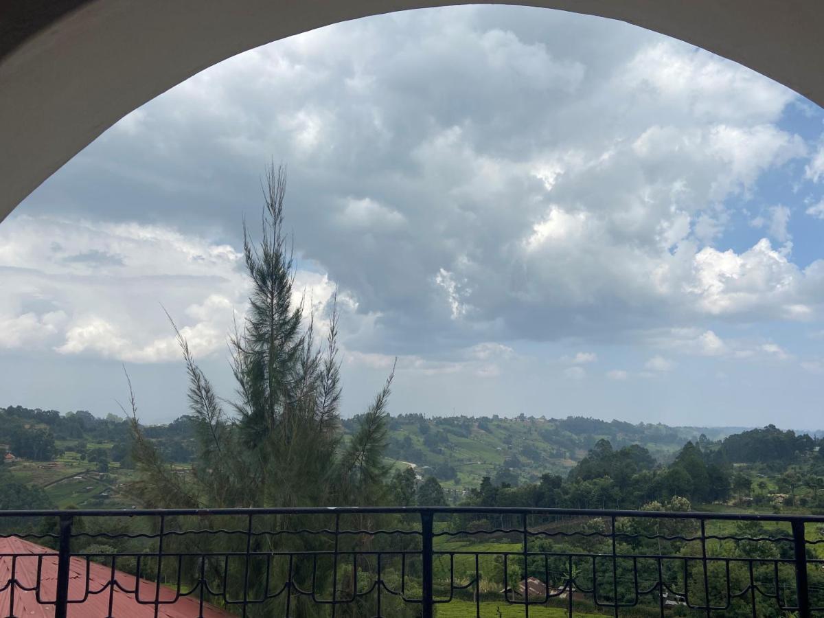Kiamuturi Ranges View Lodge Staycation מראה חיצוני תמונה